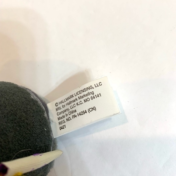 Hallmark Itty Bittys - Monster Halloween Plush Toy with Sound - Picture 7 of 7